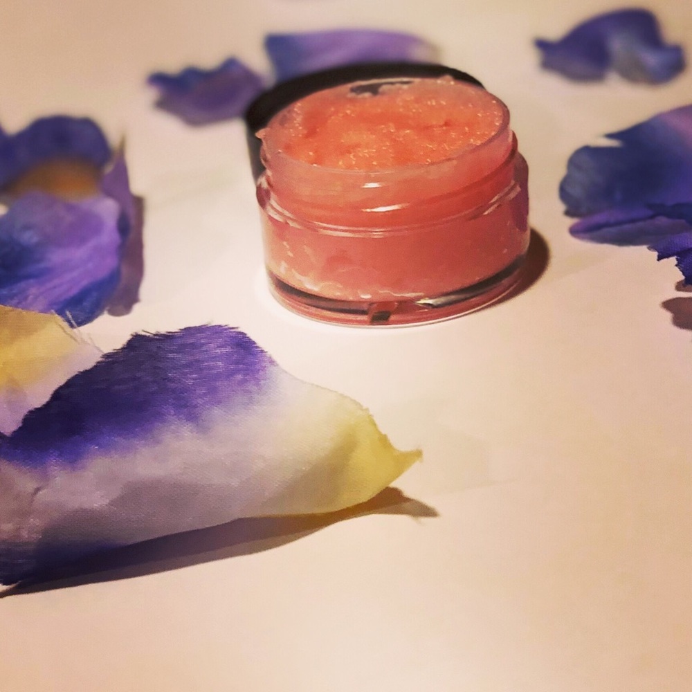 Princess peach lip scrub
